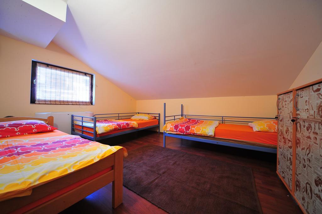 Hostel Bed N Beer Belgrado Camera foto