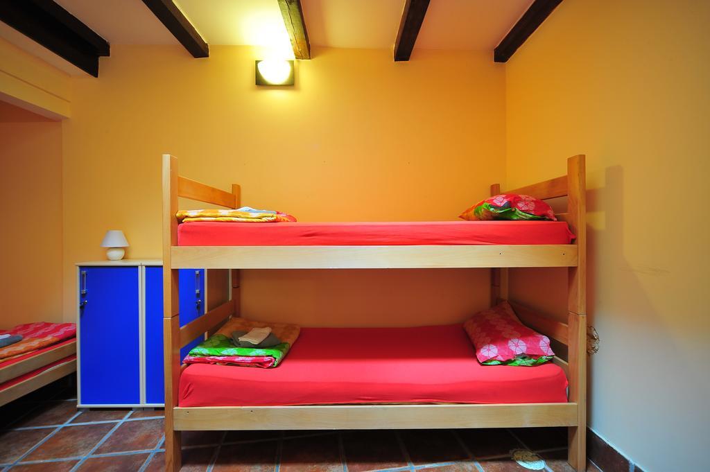 Hostel Bed N Beer Belgrado Camera foto