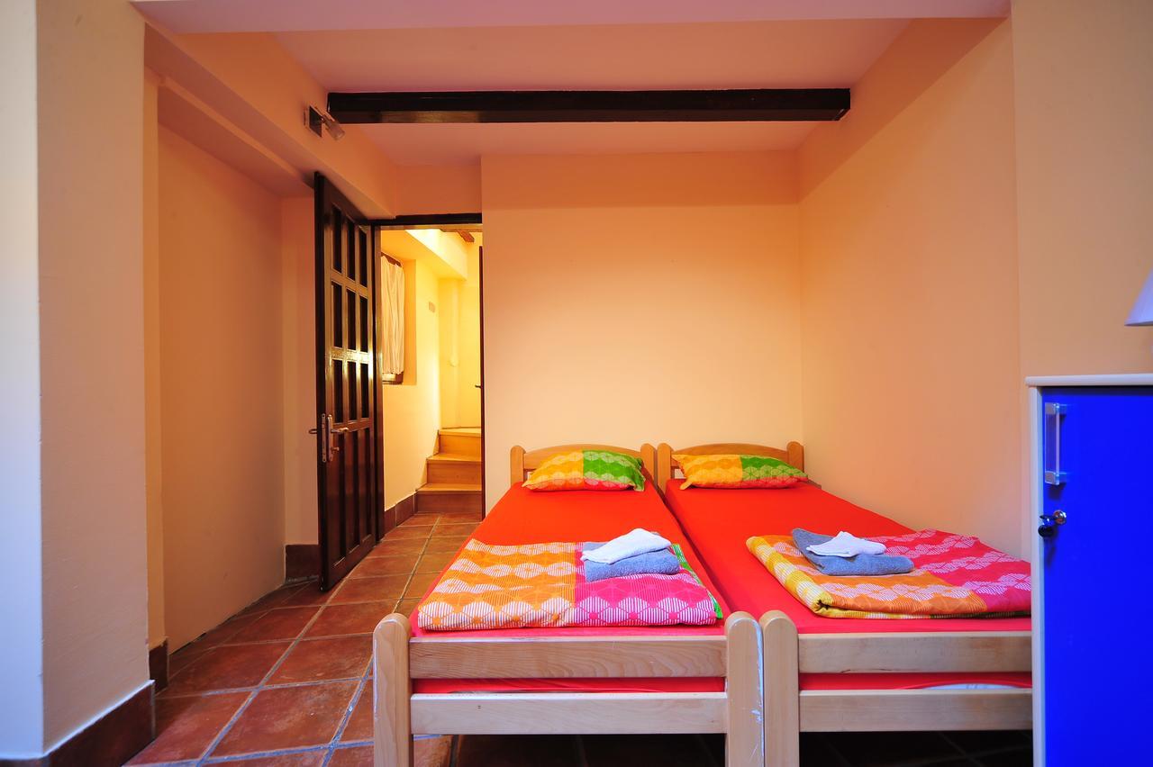 Hostel Bed N Beer Belgrado Camera foto